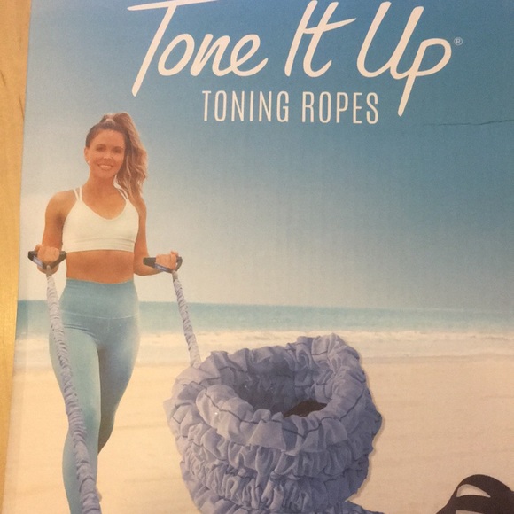 New Booty Band & Tone It Up Toning Ropes - Picture 2 of 14